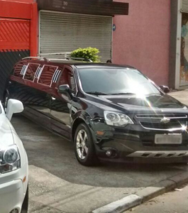 limousine Captiva preta